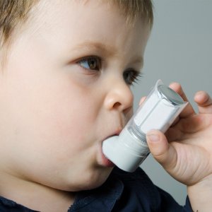 child_and_inhaler